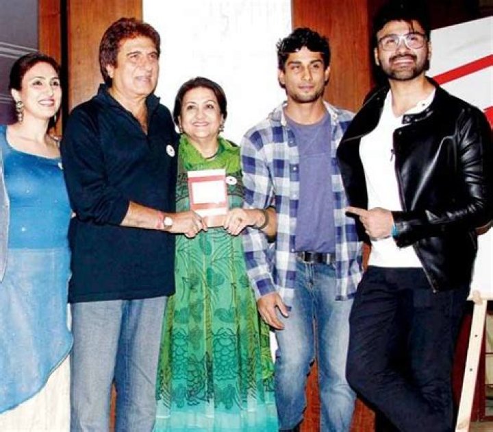 Aarya Babbar Height, Weight, Net Worth, Age, Birthday, Wikipedia, Who, Nationality, Biography