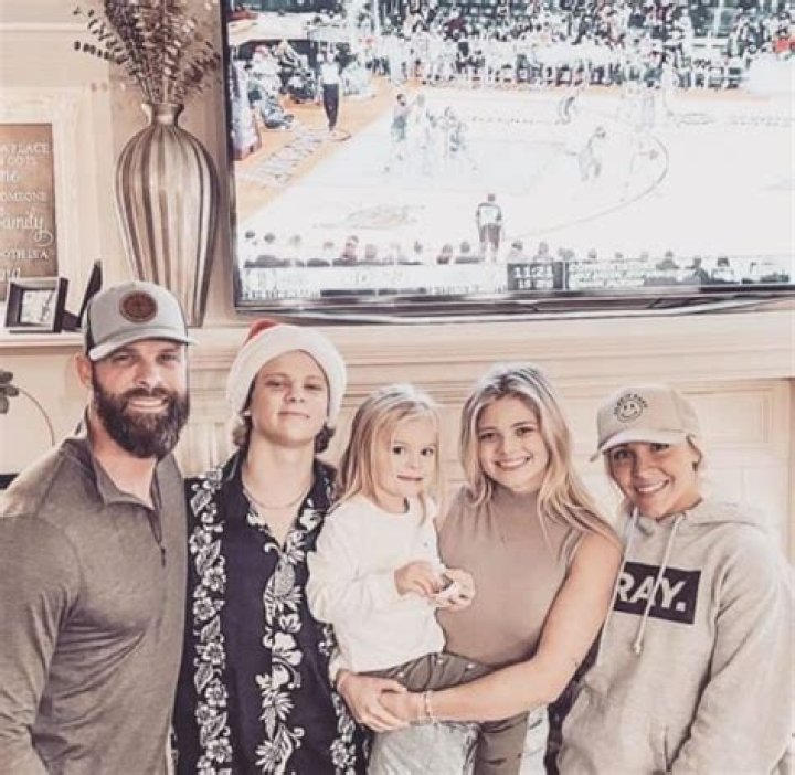 Adam Crabb’s First Wife: Kristi. Relationship History.