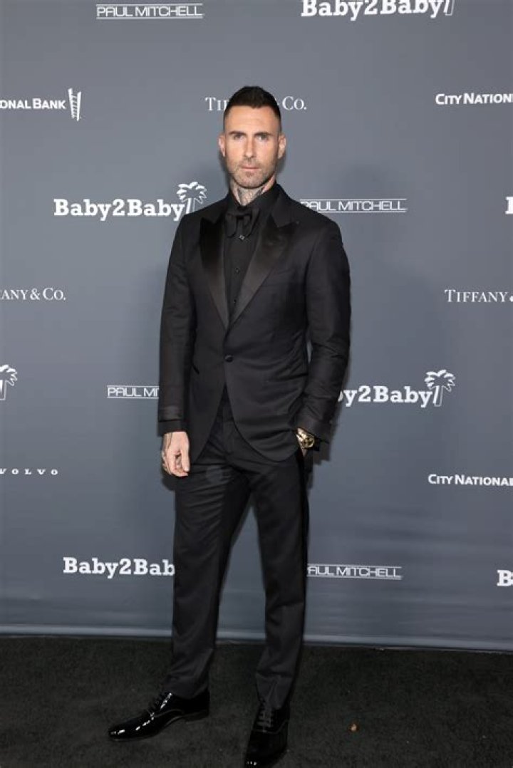 Adam Levine Height, Weight, Net Worth, Age, Birthday, Wikipedia, Who, Nationality, Biography