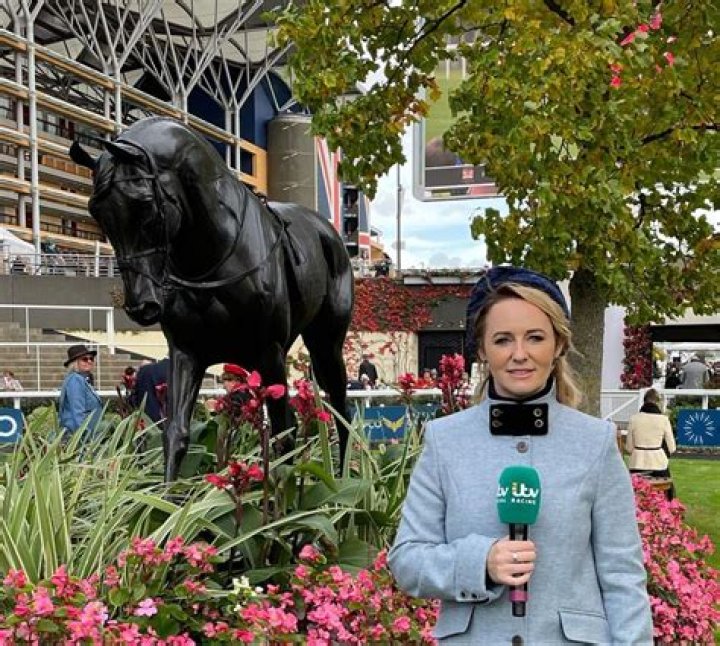 
Adele Mulrennan Height, Weight, Net Worth, Age, Birthday, Wikipedia, Who, Instagram, Biography 