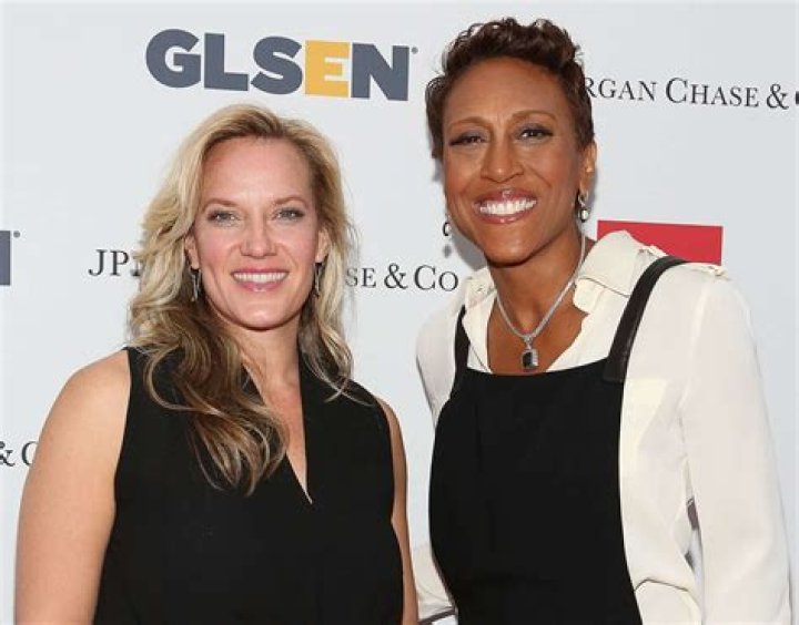 Age Difference Between Robin Roberts And Amber Laign