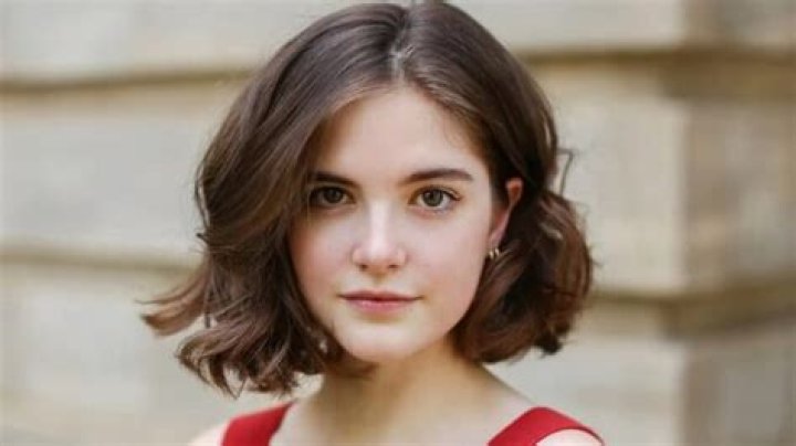 Ainsley Seiger Height, Weight, Net Worth, Age, Birthday, Wikipedia, Who, Nationality, Biography