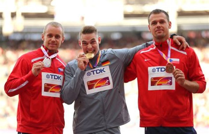 Alain Johannes Height, Weight, Net Worth, Age, Birthday, Wikipedia, Who, Instagram, Biography