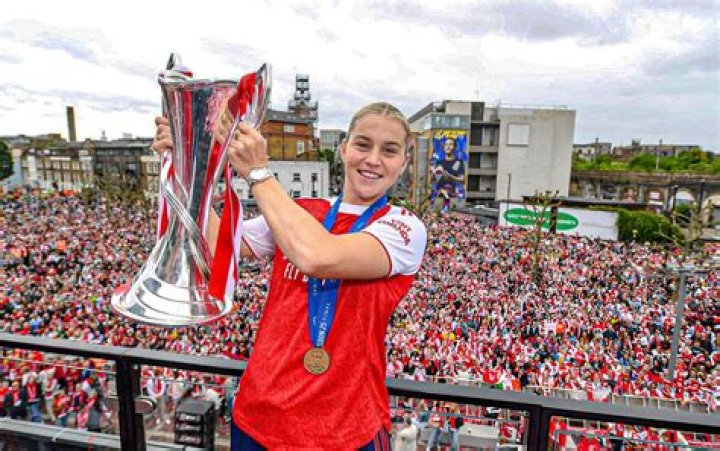 
Alessia Russo Height, Weight, Net Worth, Age, Birthday, Wikipedia, Who, Nationality, Biography 