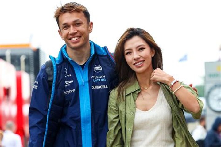 
Alex Albon Girlfriend 2022 Does Alex Albon Have A Girlfriend 