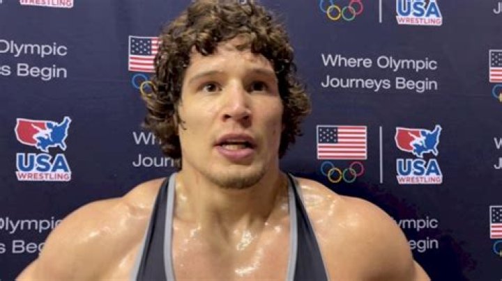 
Alex Dieringer Height, Weight, Net Worth, Age, Birthday, Wikipedia, Who, Nationality, Biography 