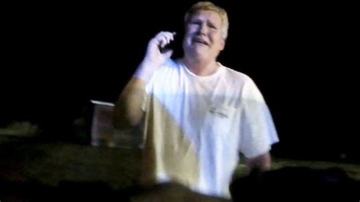 
Alex Murdaugh Seen on Videos Wearing 2 Different Shirts on Night of Killings: 1 Before Murders, 1 After 