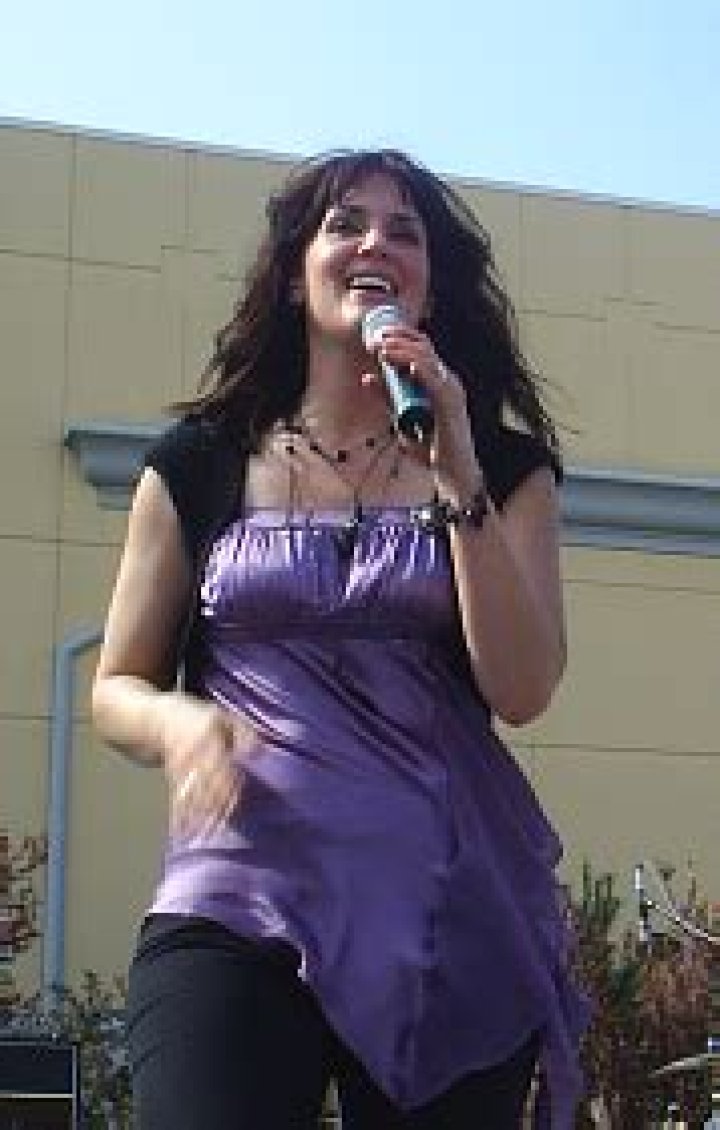 Alisa Childers Height, Weight, Net Worth, Age, Birthday, Wikipedia, Who, Instagram, Biography