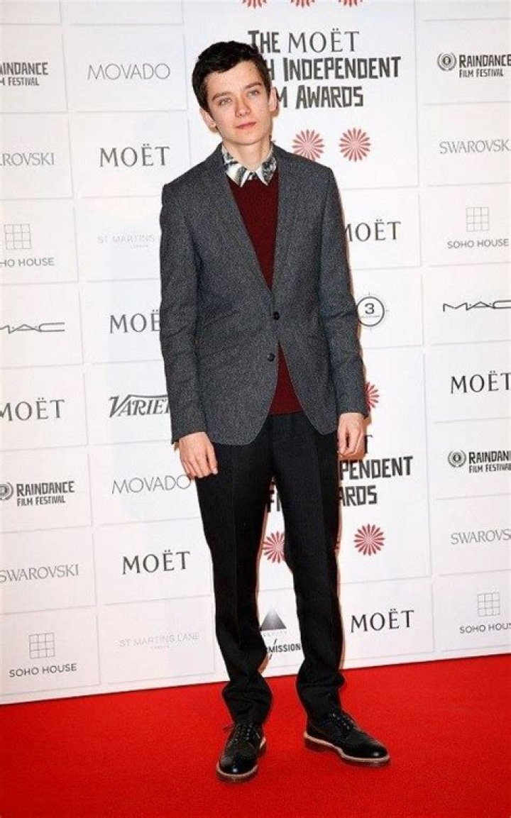 Asa Butterfield Height, Weight, Net Worth, Age, Birthday, Wikipedia, Who, Nationality, Biography