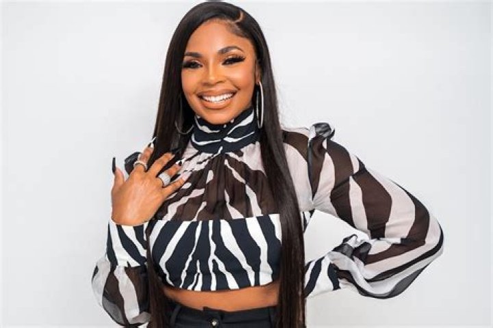 
Ashanti Says She Wants to ‘Slow Down,’ Get Married and Have Kids — But Only with the ‘Right Person’ 