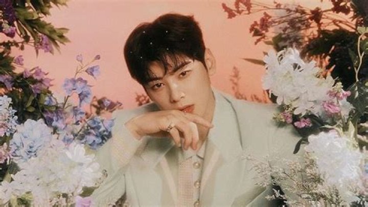 
ASTRO’s Cha Eun-woo Is Said To Be Featured In The Upcoming Drama “Island” 