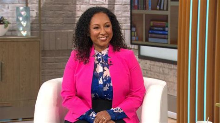 
Author Deanna Singh Appears On CBS Morning Show and Fans Wonder About Her Personal Life 