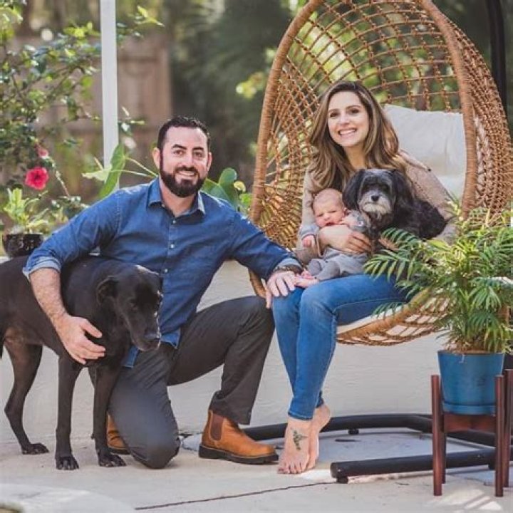 Autumn Guzzardi Height, Weight, Net Worth, Age, Birthday, Wikipedia, Who, Instagram, Biography