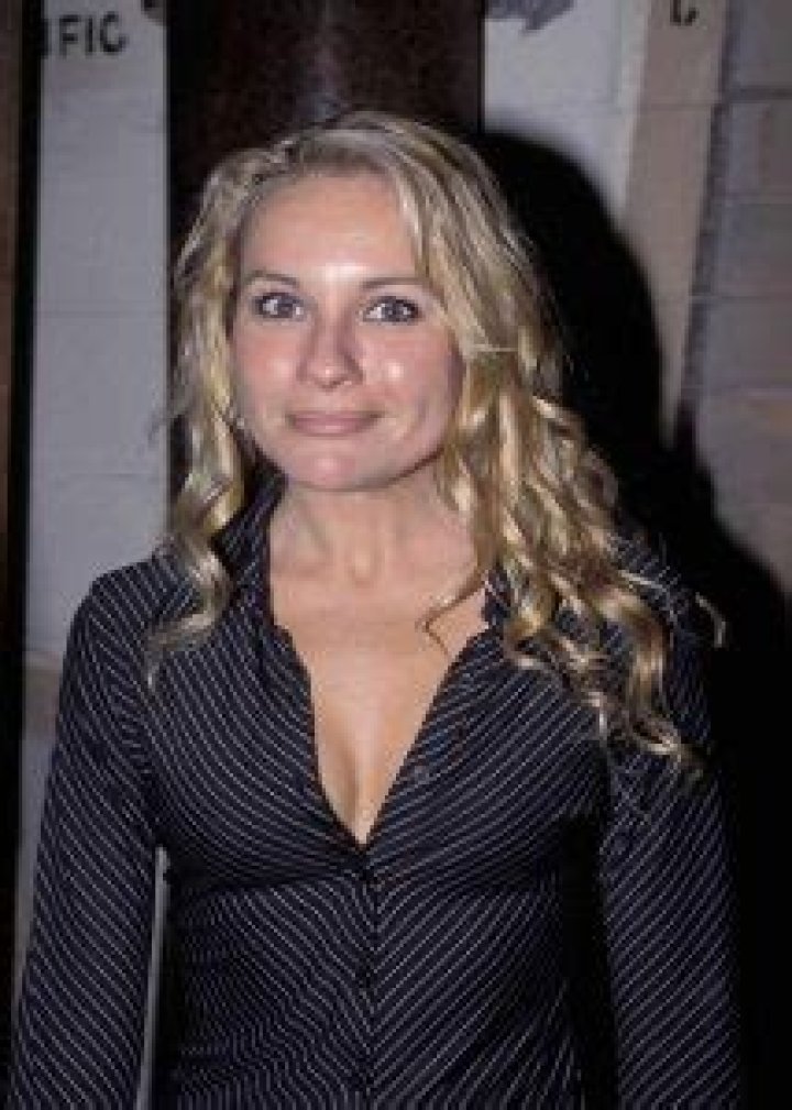 
Belinda Emmett Height, Weight, Net Worth, Age, Birthday, Wikipedia, Who, Nationality, Biography 