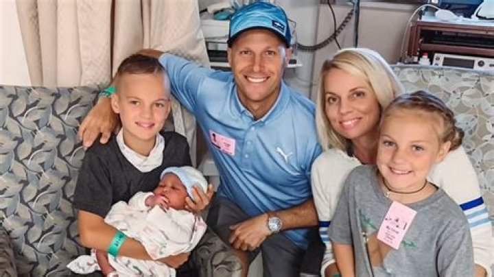 
Ben Crane Caddy And Wife Heather Crane: His Net Worth 2022 