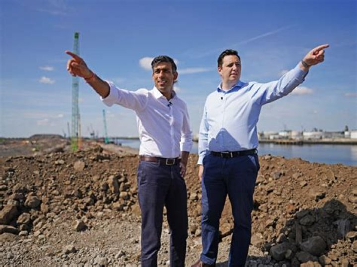 Ben Houchen Height, Weight, Net Worth, Age, Birthday, Wikipedia, Who, Instagram, Biography