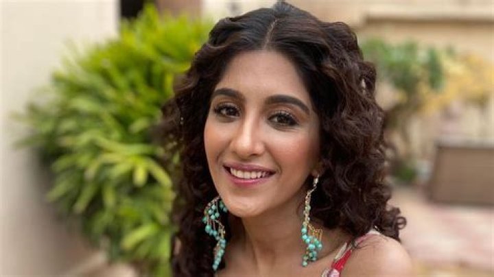 
Bigg Boss 16: Choti Sarrdaarni fame Nimrit Kaur Ahluwalia confirmed to be a part of the show. 