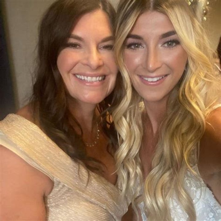 Biz Betzing Height, Weight, Net Worth, Age, Wiki, Who, Instagram, Biography