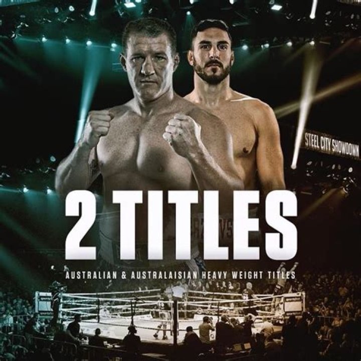 
Boxer Kris Terzievski Is In Madly love With His Girlfriend Emilia Caia; The Couple Share Picture On Instagram 