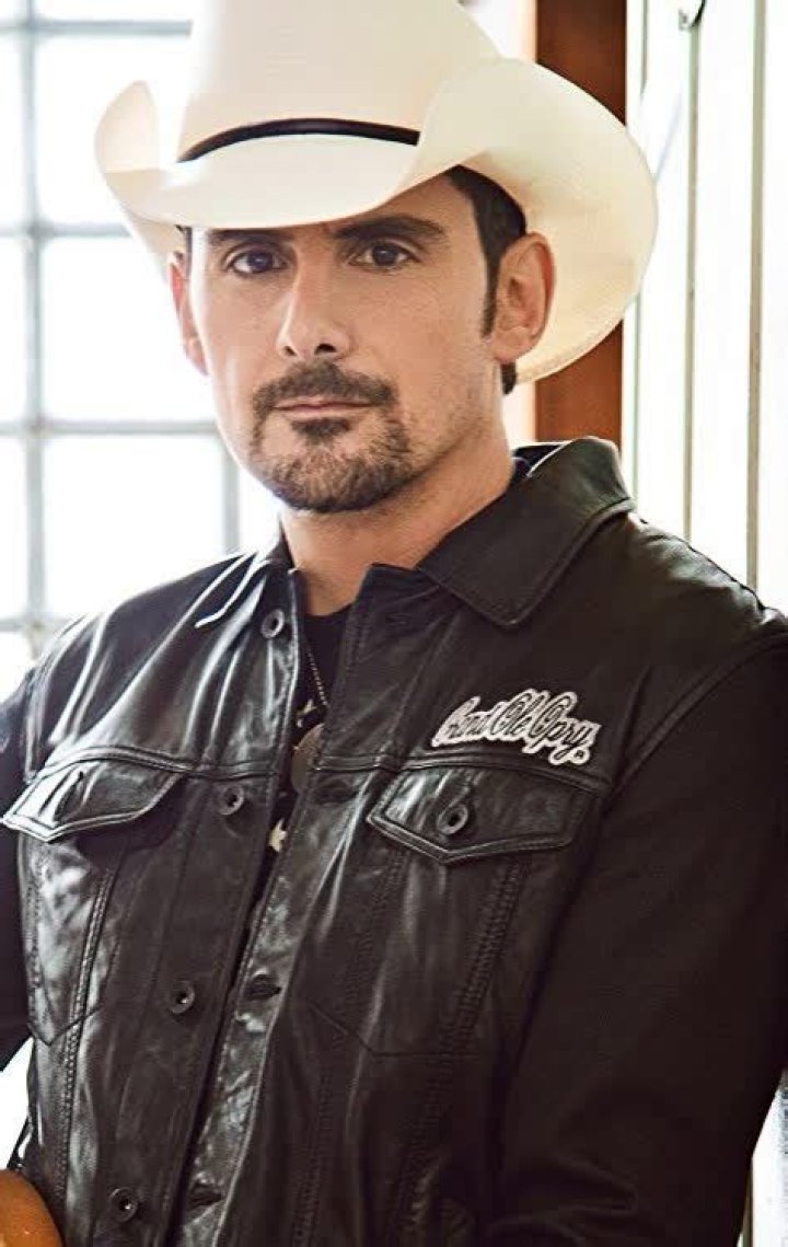 
Brad Paisley Height, Weight, Net Worth, Age, Birthday, Wikipedia, Who, Nationality, Biography 