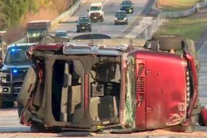 
Cabell Midland High School Student, 17, died after being hit by a car 