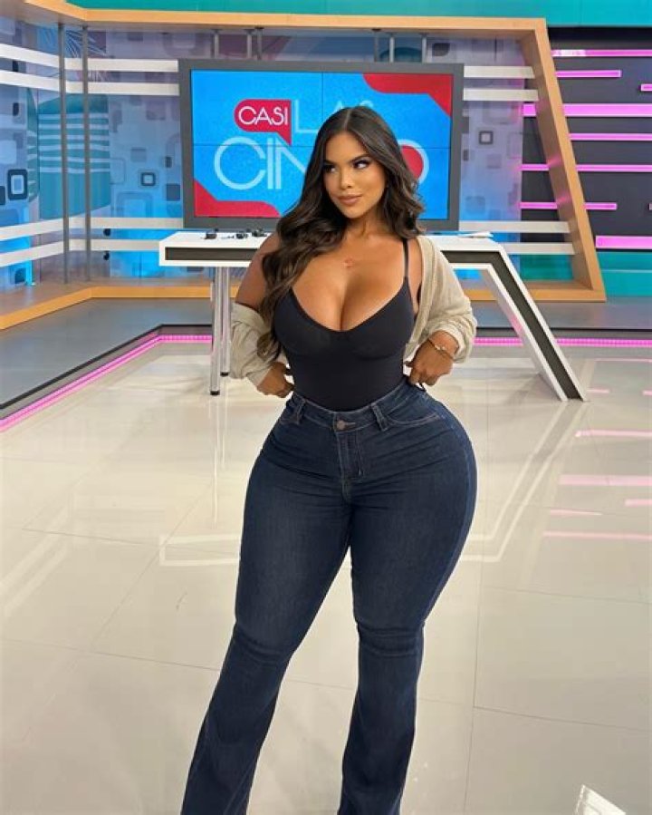 Carrie Gracie Height, Weight, Net Worth, Age, Birthday, Wikipedia, Who, Nationality, Biography