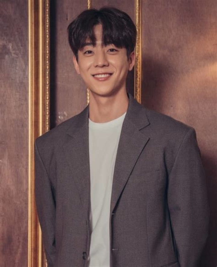 Chae Jong-hyeop Height, Weight, Net Worth, Age, Birthday, Wikipedia, Who, Nationality, Biography