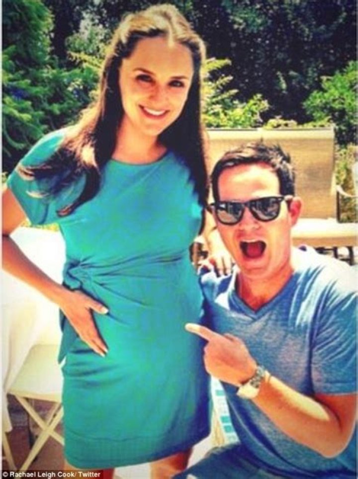  Charlotte Easton Gillies