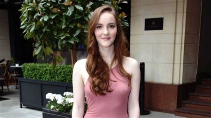 
Chas Skelly Height, Weight, Net Worth, Age, Birthday, Wikipedia, Who, Nationality, Biography 