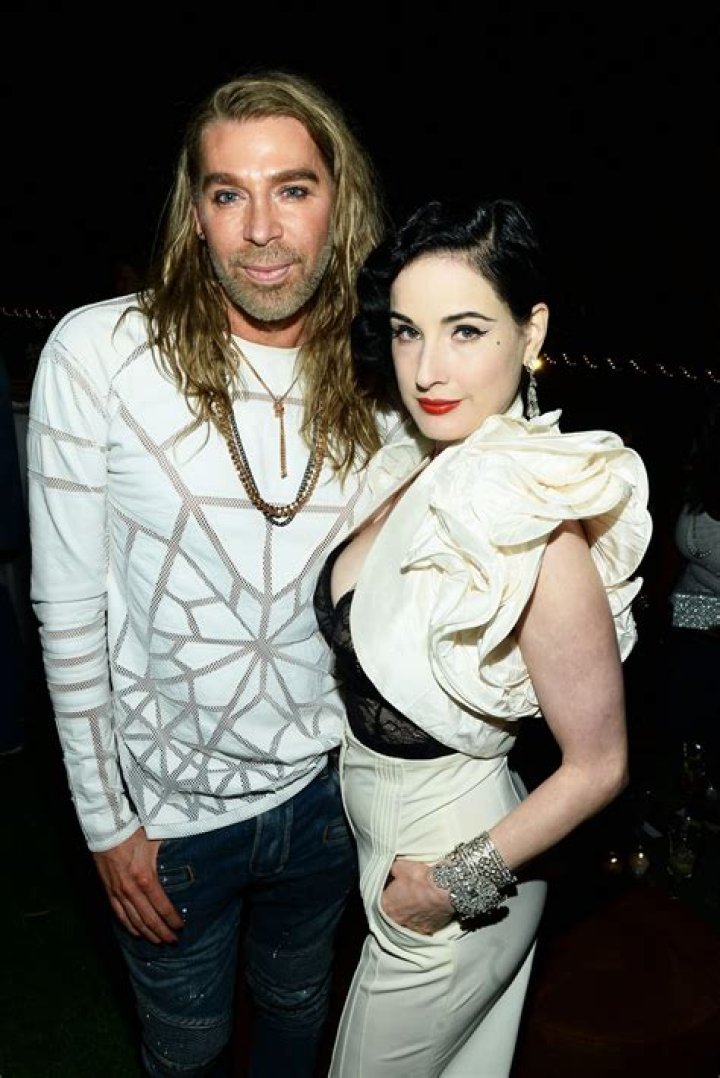 
Chaz Smith Height, Weight, Net Worth, Age, Birthday, Wikipedia, Who, Instagram, Biography 