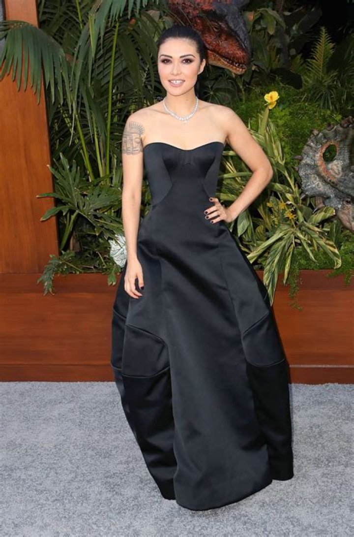 
Cindy Pineda Height, Weight, Net Worth, Age, Birthday, Wikipedia, Who, Nationality, Biography 