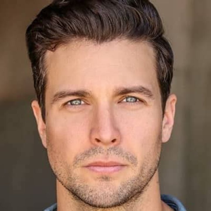 Clayton Chitty Height, Weight, Net Worth, Age, Birthday, Wikipedia, Who, Nationality, Biography