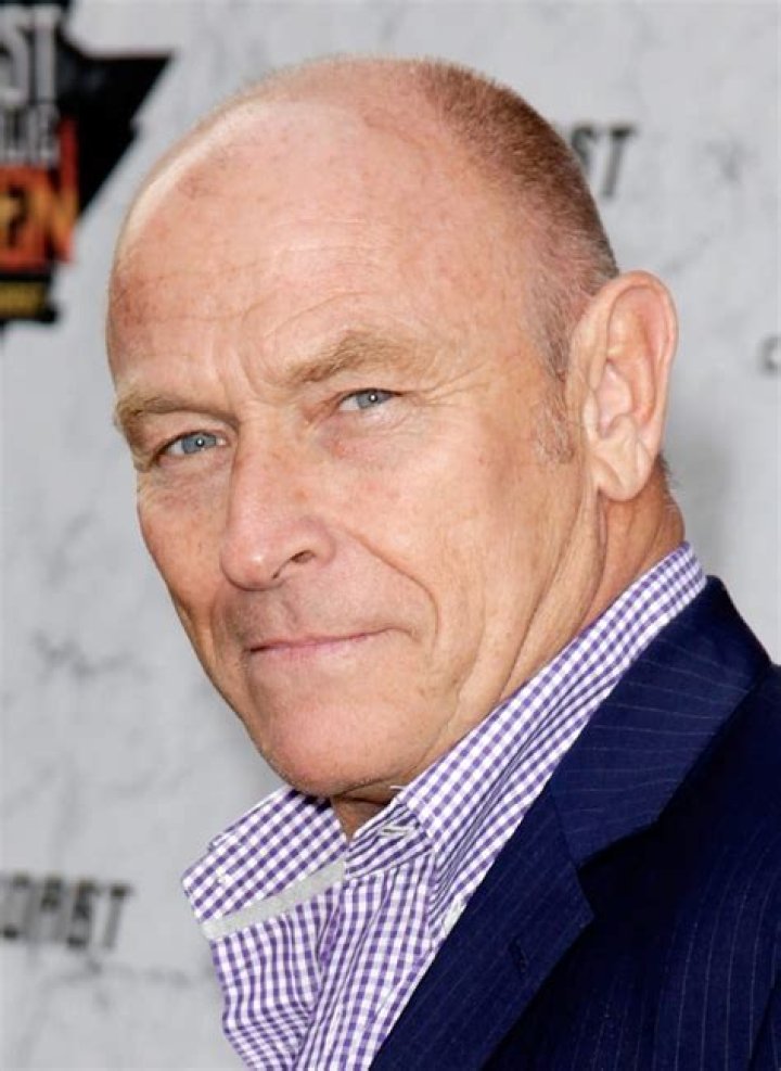 Corbin Bernsen Height, Weight, Net Worth, Age, Birthday, Wikipedia, Who, Nationality, Biography