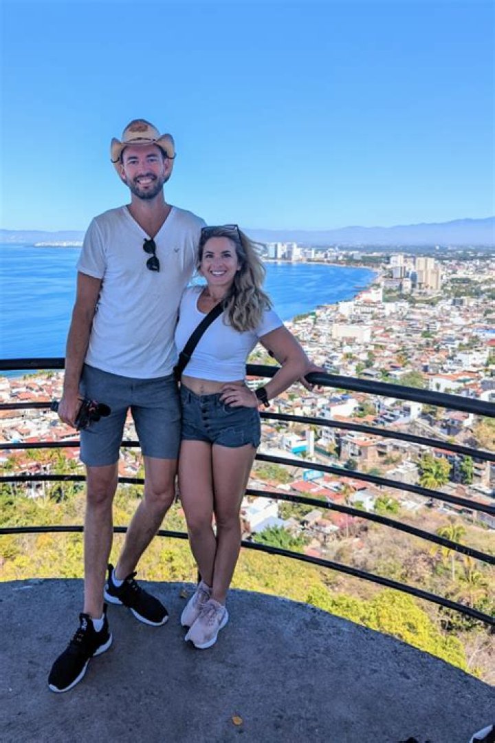 
Coy Stewart And His Girlfriend Jadagrace Vacationed In Puerto Vallarta In 2021 