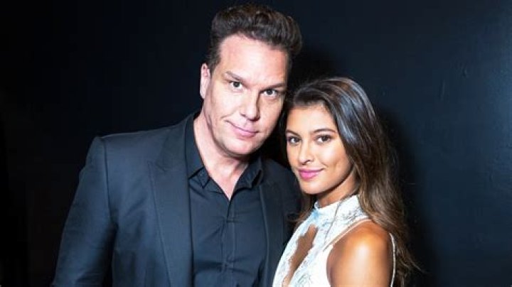 
Dane Cook and Kelsi Taylor Engaged After 5 Years of Dating 