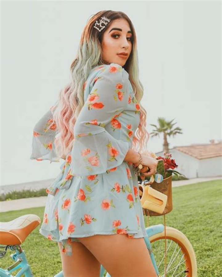 Daniela Buenrostro – Queen Buenrostro Height, Weight, Net Worth, Age, Birthday, Wikipedia, Who, Instagram, Biography