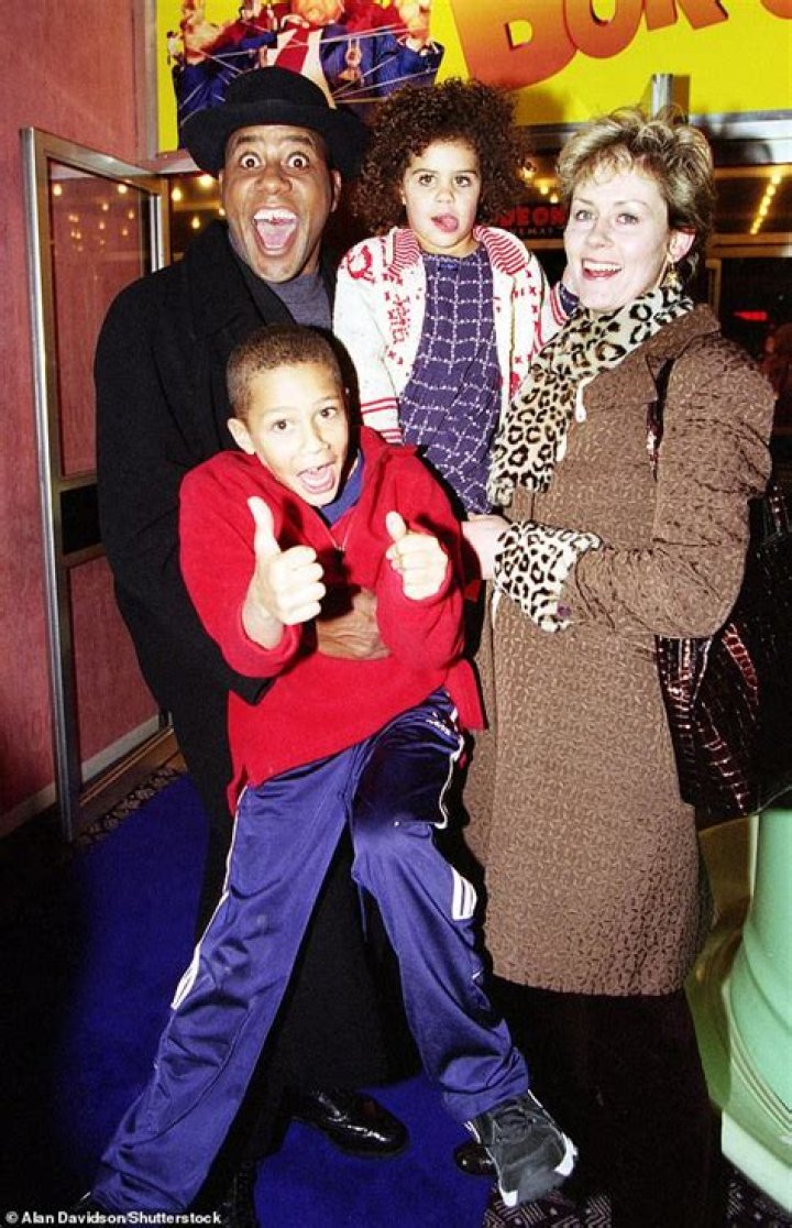 
Darren Harriott Family Ethnicity -Explore More About British comedian Father Patrick 