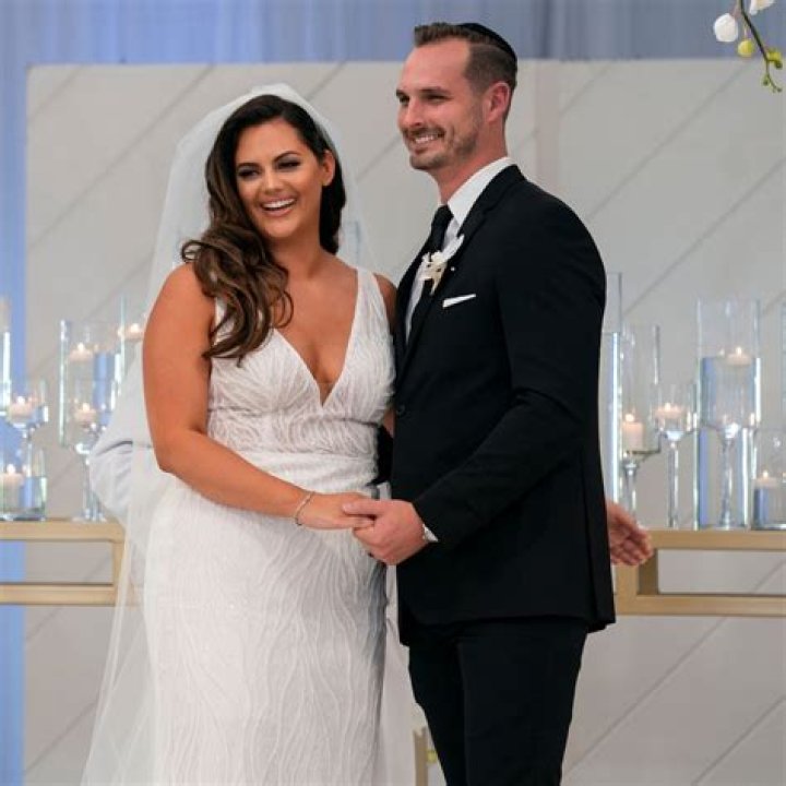 
David Lemieux Wife Is The Boxer Married To Jennifer Abel? Meet The Couple On Instagram 