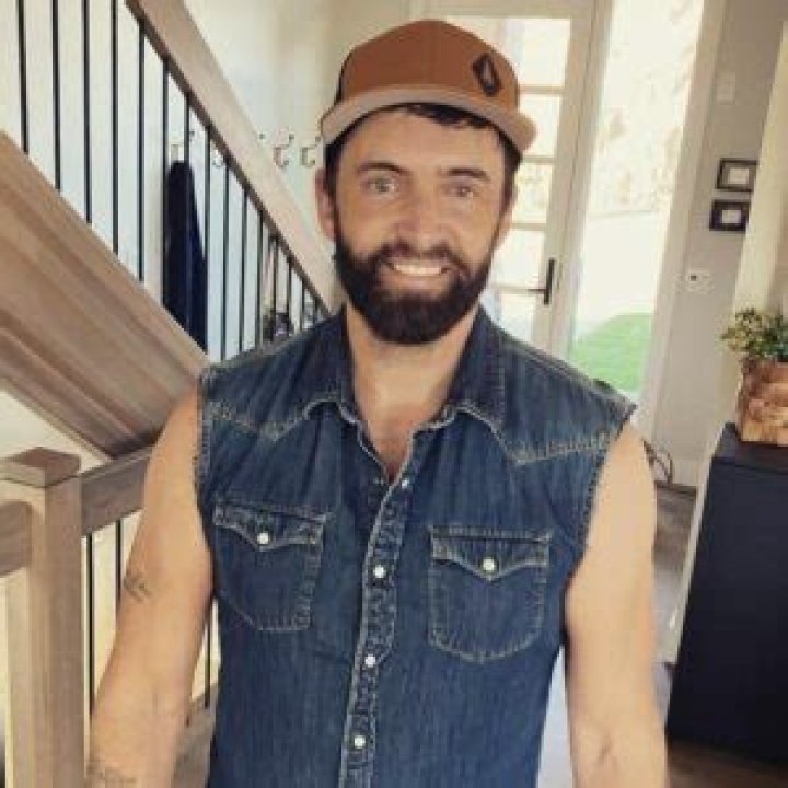 
Dean Brody Height, Weight, Net Worth, Age, Birthday, Wikipedia, Who, Instagram, Biography 