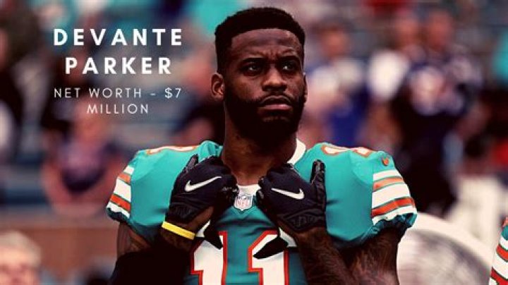 
DeVante Parker Height, Weight, Net Worth, Age, Birthday, Wikipedia, Who, Nationality, Biography 