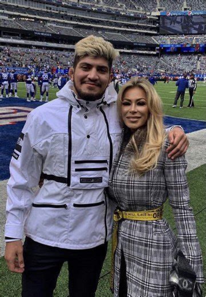 Dillon Danis Mom Nikki Danis Is Honduran Born