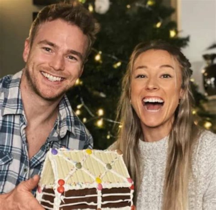 
Does Kelsey Mitchell Have A Boyfriend? Her Net Worth In 2022 Revealed 