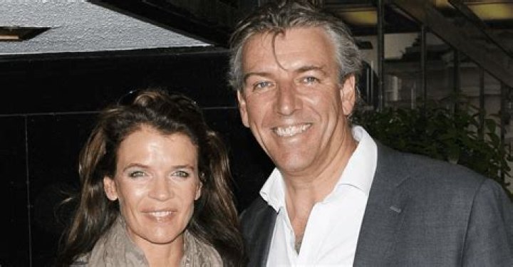 
Does Sian Prior Have A Husband? Author Dated Partner and Musician Paul Kelly 