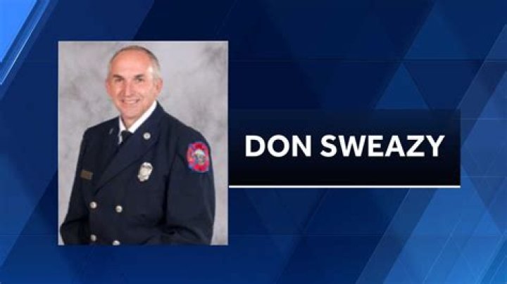 
Don Sweazy Omaha Firefighter Drowned In Hawaii During Vacation, Death and Obituary 