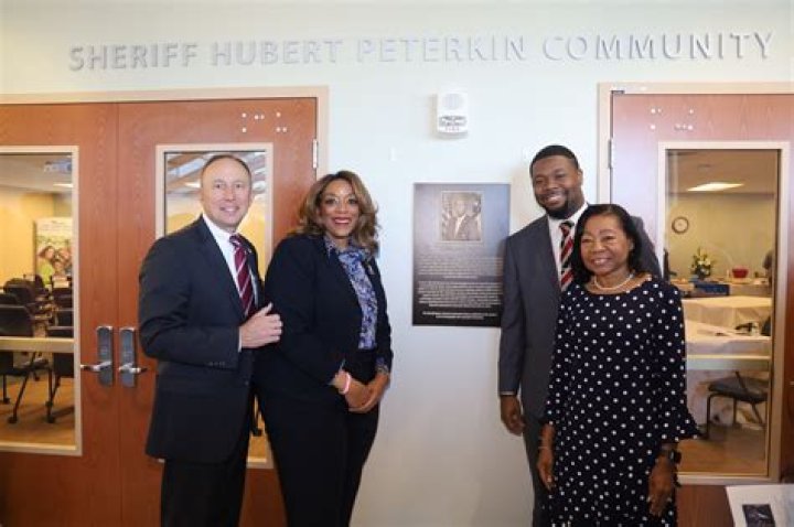 
Dr. Hubert Peterkin Age, Birthday, Wikipedia, Who, Nationality, Biography 