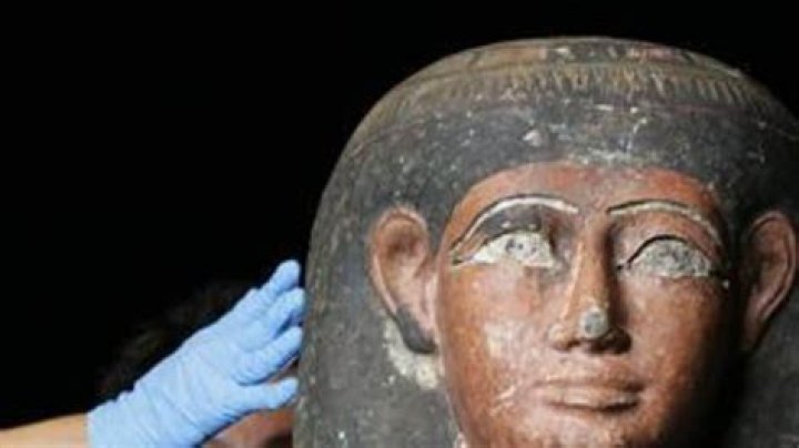 
Egypt unveils 3,300-year-old sarcophagus of high-ranking official 