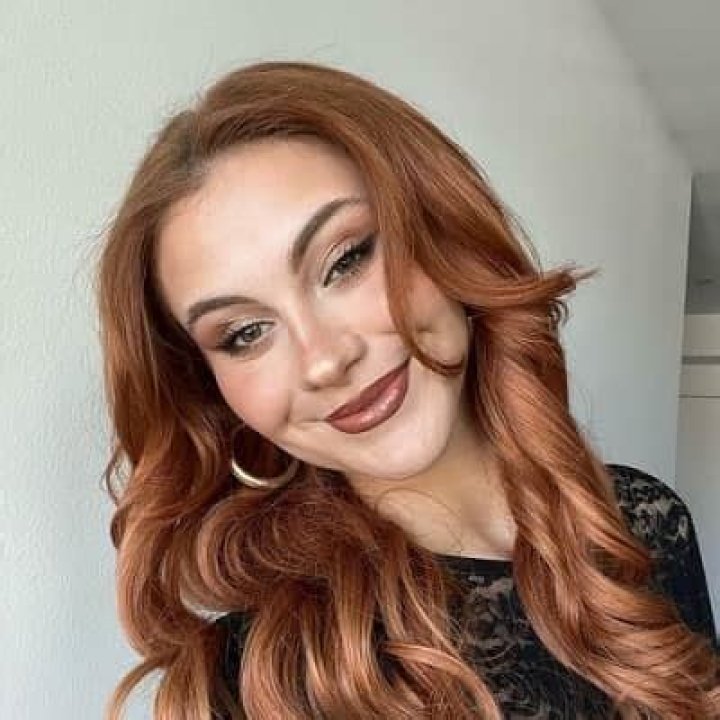 Elina Yael Height, Weight, Net Worth, Age, Birthday, Wikipedia, Who, Instagram, Biography