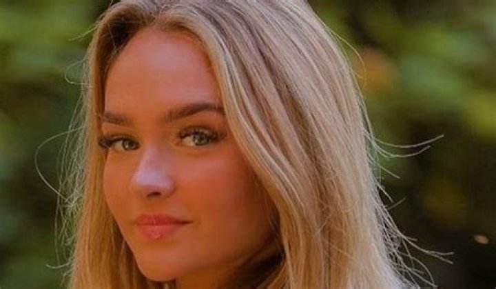 
Emma Wilcott Height, Weight, Net Worth, Age, Birthday, Wikipedia, Who, Nationality, Biography 