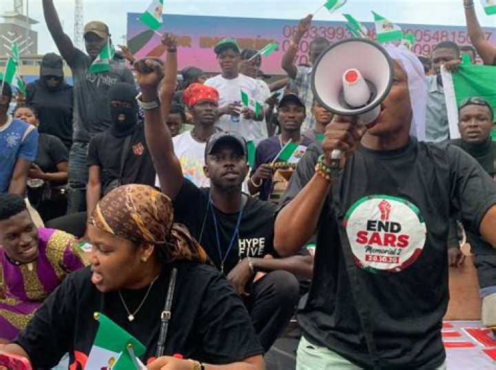 
#ENDSARS: Portables Shares Throwback Video Of Him Protesting 