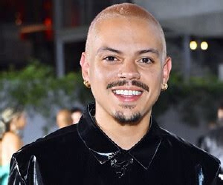 Evan Ross Height, Weight, Net Worth, Age, Birthday, Wikipedia, Who, Nationality, Biography